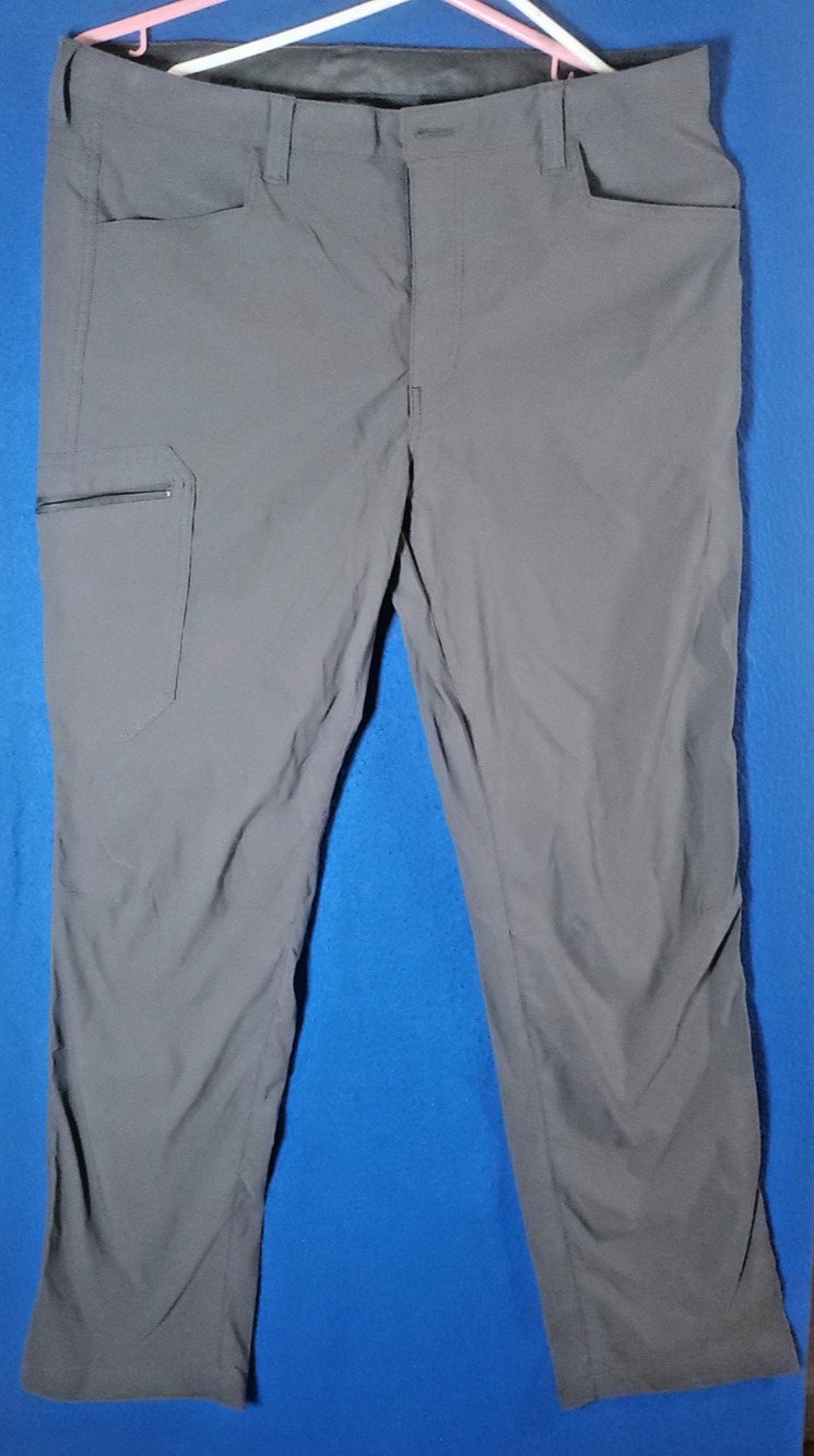 Eddie Bauer Pants Mens 36x32 Gray Rainier Hiking Outdoor Stretch Cargo Straight